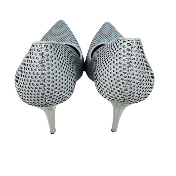 L.A.M.B. Perforated Leather Pointed Toe Stiletto Pumps Shoe Y2K Sz 9 Light Gray - Picture 6 of 13
